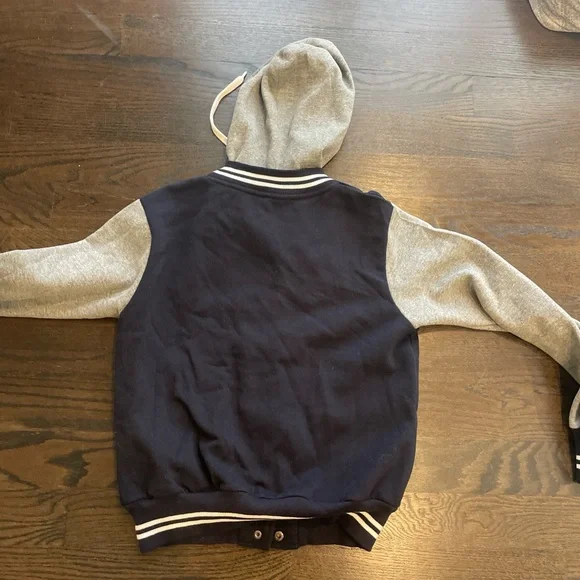 University of Michigan Navy and Gray Hooded Jacket with Yellow 'M' Patch - Picture 3 of 3